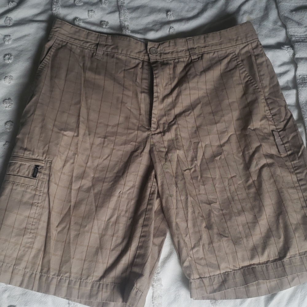 Greg Norman 5 iron Golf shorts